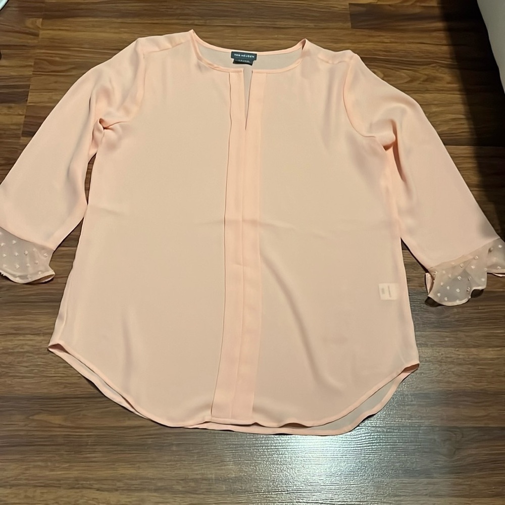 NWOT van heusen blouse